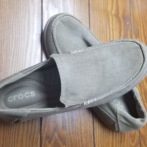 Crocs Santa Cruz 2 Luxe slip on shoe